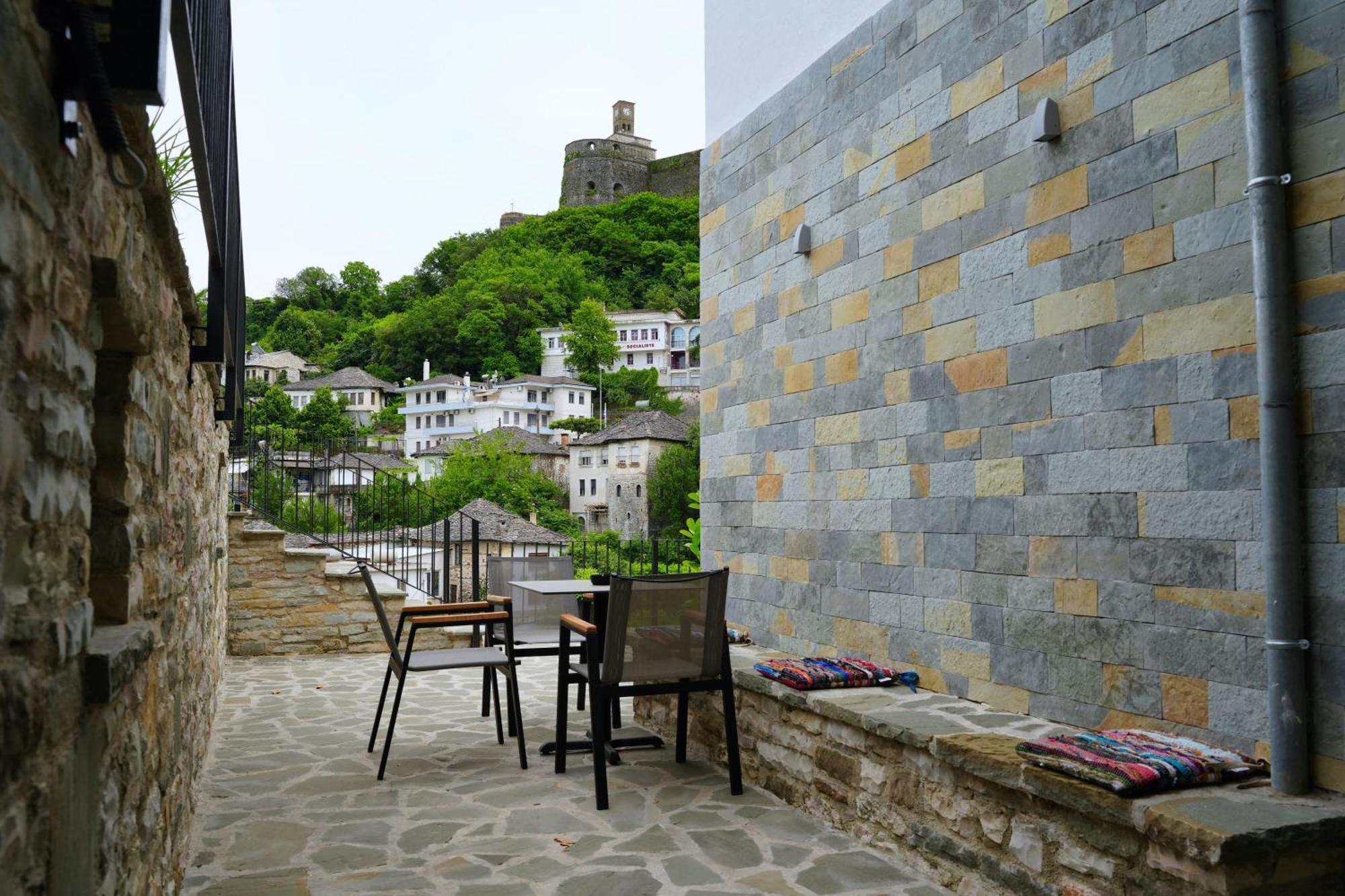 Castlefront Villa Gjirokastër Eksteriør billede