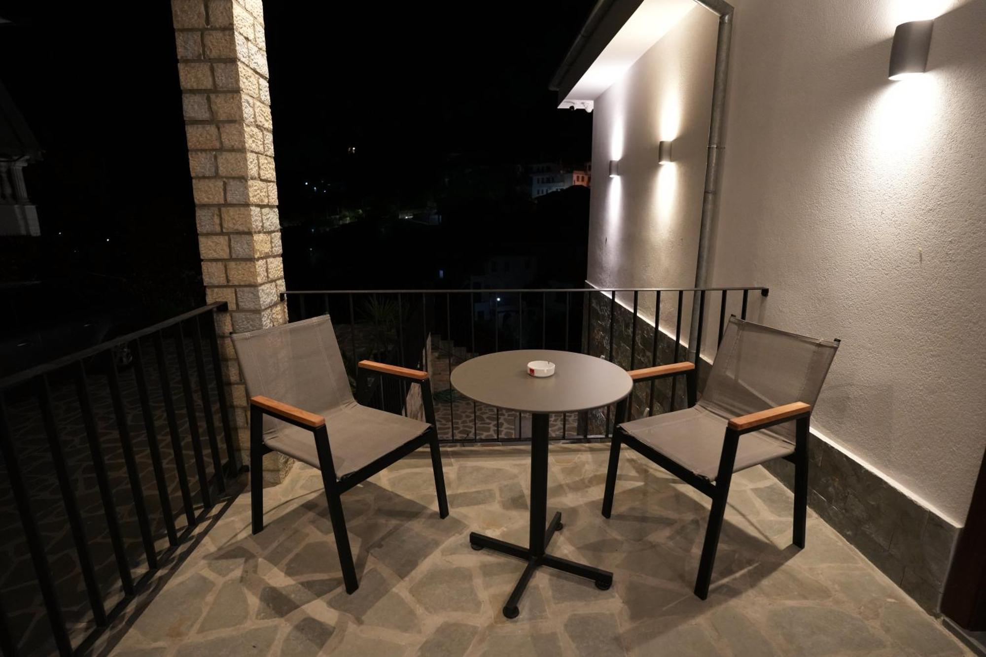 Castlefront Villa Gjirokastër Eksteriør billede